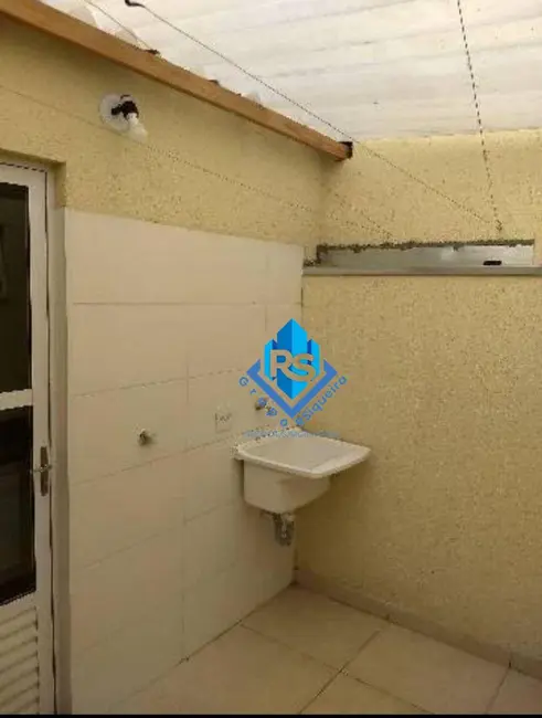 Apartamento com 2 quartos à venda, 42m2 em Jardim Santo André, Santo Andre - SP - imagem 3 Foto 3 de Apartamento com 2 quartos à venda, 42m2 em Jardim Santo André, Santo Andre - SP