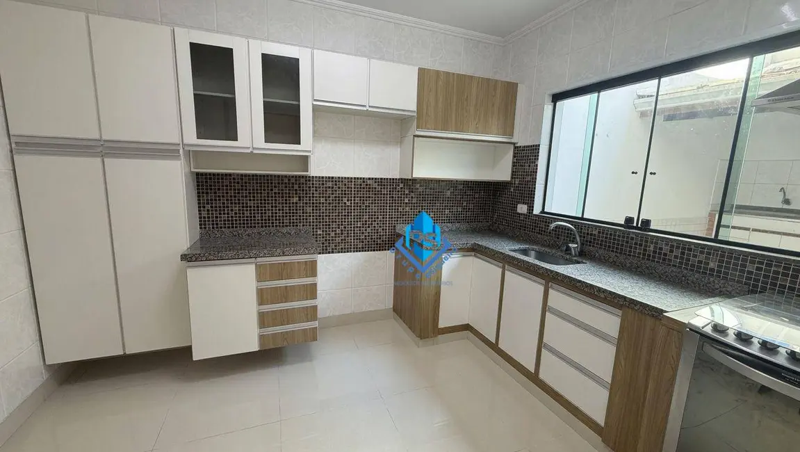 Foto 8 de Sobrado com 4 quartos à venda e para alugar, 125m2 em Nova Petrópolis, Sao Bernardo Do Campo - SP