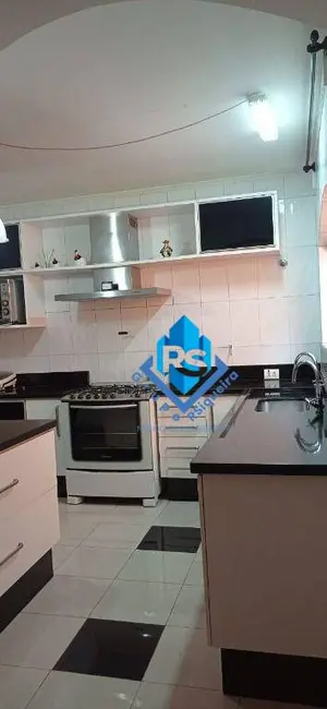 Sobrado com 3 quartos à venda, 183m2 em Jardim Las Vegas, Santo Andre - SP - imagem 9 Foto 9 de Sobrado com 3 quartos à venda, 183m2 em Jardim Las Vegas, Santo Andre - SP