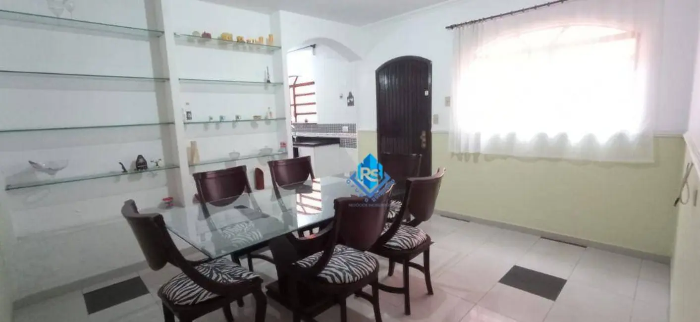 Sobrado com 3 quartos à venda, 183m2 em Jardim Las Vegas, Santo Andre - SP - imagem 5 Foto 5 de Sobrado com 3 quartos à venda, 183m2 em Jardim Las Vegas, Santo Andre - SP