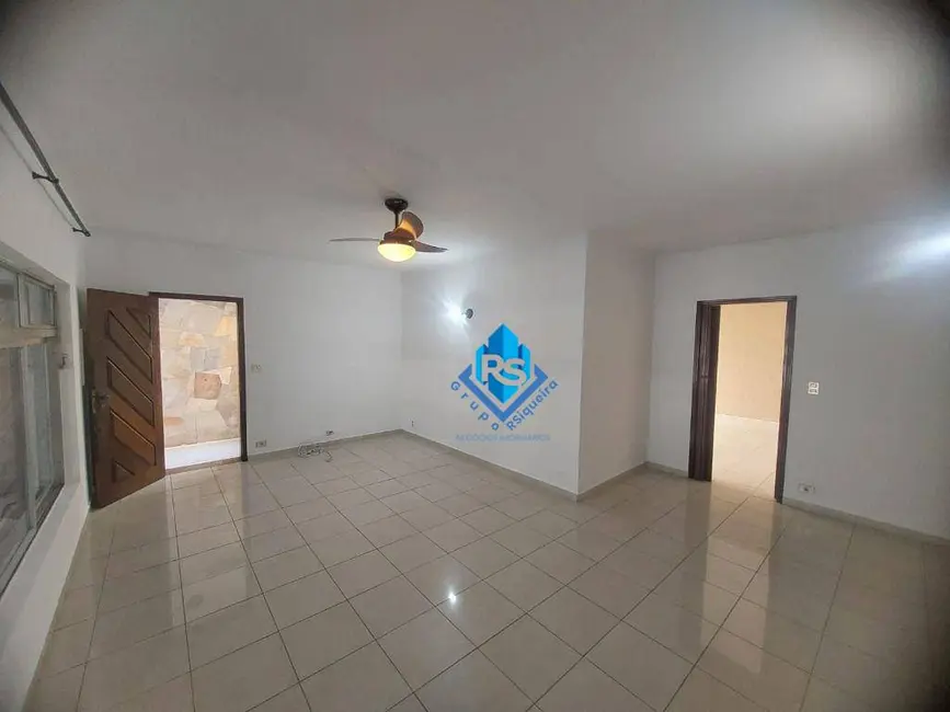 Casa com 3 quartos para alugar, 200m2 em Sao Bernardo Do Campo - SP - imagem 6 Foto 6 de Casa com 3 quartos para alugar, 200m2 em Sao Bernardo Do Campo - SP