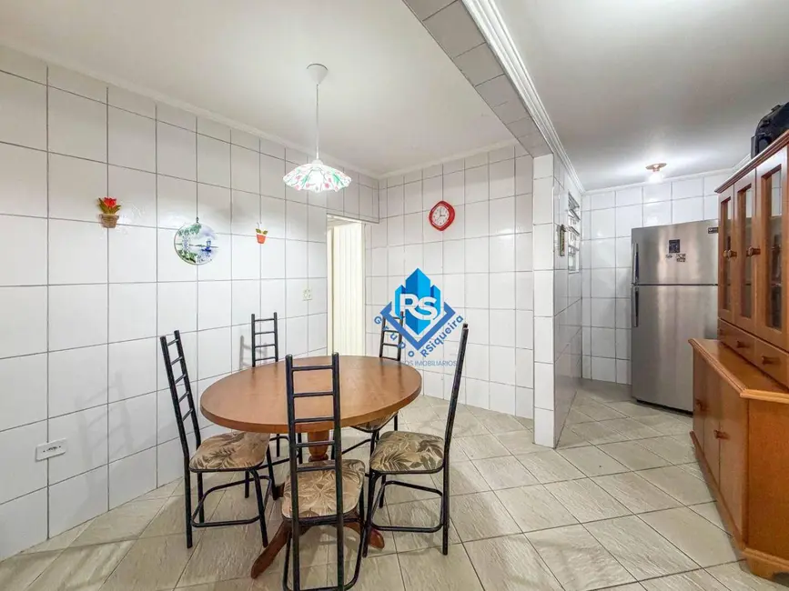 Casa com 1 quarto à venda, 50m2 em Canto do Forte, Praia Grande - SP - imagem 4 Foto 4 de Casa com 1 quarto à venda, 50m2 em Canto do Forte, Praia Grande - SP