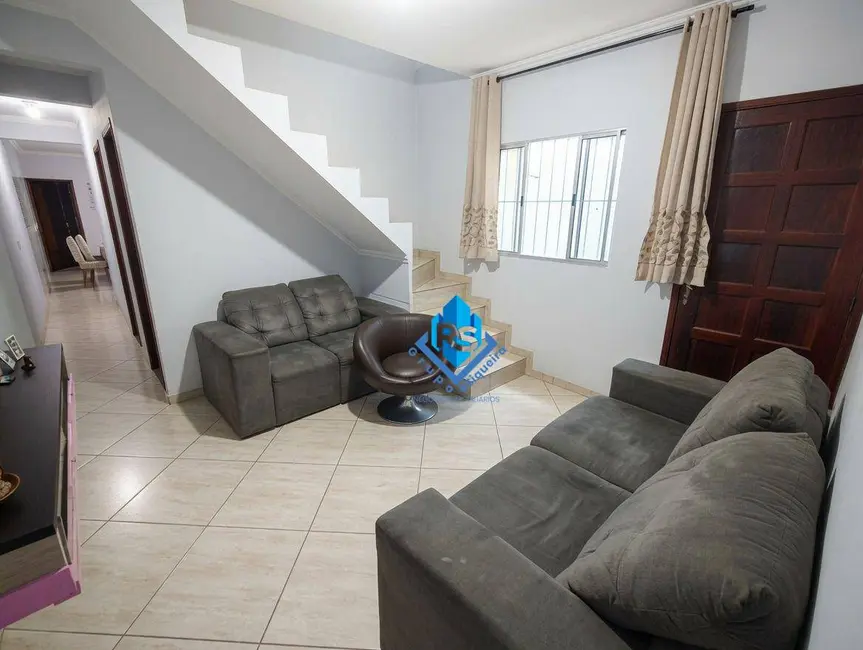 Sobrado com 4 quartos à venda, 117m2 em Sao Bernardo Do Campo - SP - imagem 2 Foto 2 de Sobrado com 4 quartos à venda, 117m2 em Sao Bernardo Do Campo - SP