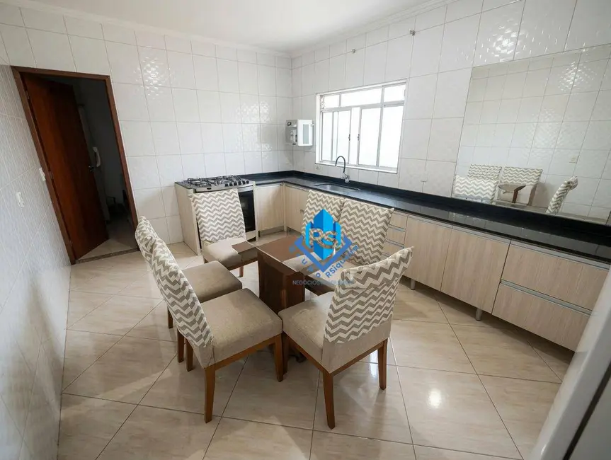 Sobrado com 4 quartos à venda, 117m2 em Sao Bernardo Do Campo - SP - imagem 4 Foto 4 de Sobrado com 4 quartos à venda, 117m2 em Sao Bernardo Do Campo - SP