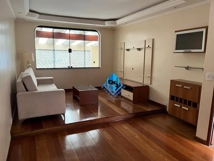Sobrado com 4 quartos para alugar, 150m2 em Vila Valparaíso, Santo Andre - SP - imagem 4 Foto 4 de Sobrado com 4 quartos para alugar, 150m2 em Vila Valparaíso, Santo Andre - SP