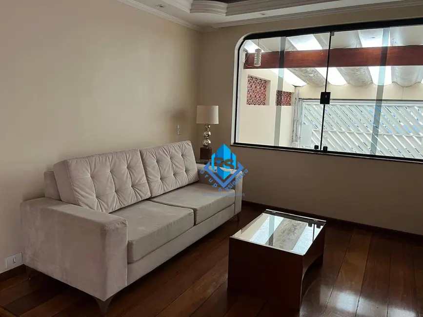 Sobrado com 4 quartos para alugar, 150m2 em Vila Valparaíso, Santo Andre - SP - imagem 6 Foto 6 de Sobrado com 4 quartos para alugar, 150m2 em Vila Valparaíso, Santo Andre - SP