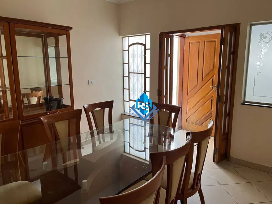 Sobrado com 4 quartos para alugar, 150m2 em Vila Valparaíso, Santo Andre - SP - imagem 9 Foto 9 de Sobrado com 4 quartos para alugar, 150m2 em Vila Valparaíso, Santo Andre - SP
