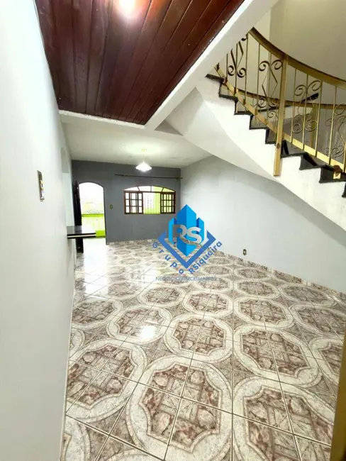 Foto 6 de Sobrado com 3 quartos à venda, 283m2 em Vila Vitória, Santo Andre - SP