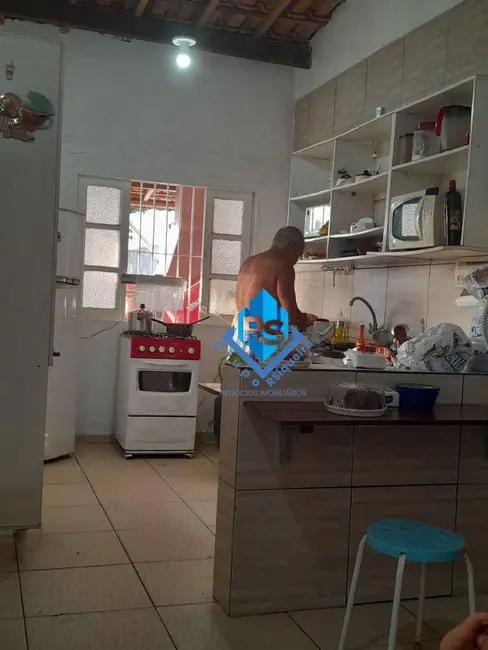Foto 4 de Sobrado com 2 quartos à venda, 132m2 em Itanhaem - SP
