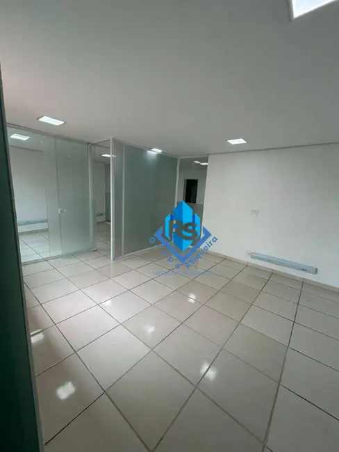 Sala Comercial para alugar, 70m2 em Demarchi, Sao Bernardo Do Campo - SP - imagem 1 Foto 1 de Sala Comercial para alugar, 70m2 em Demarchi, Sao Bernardo Do Campo - SP