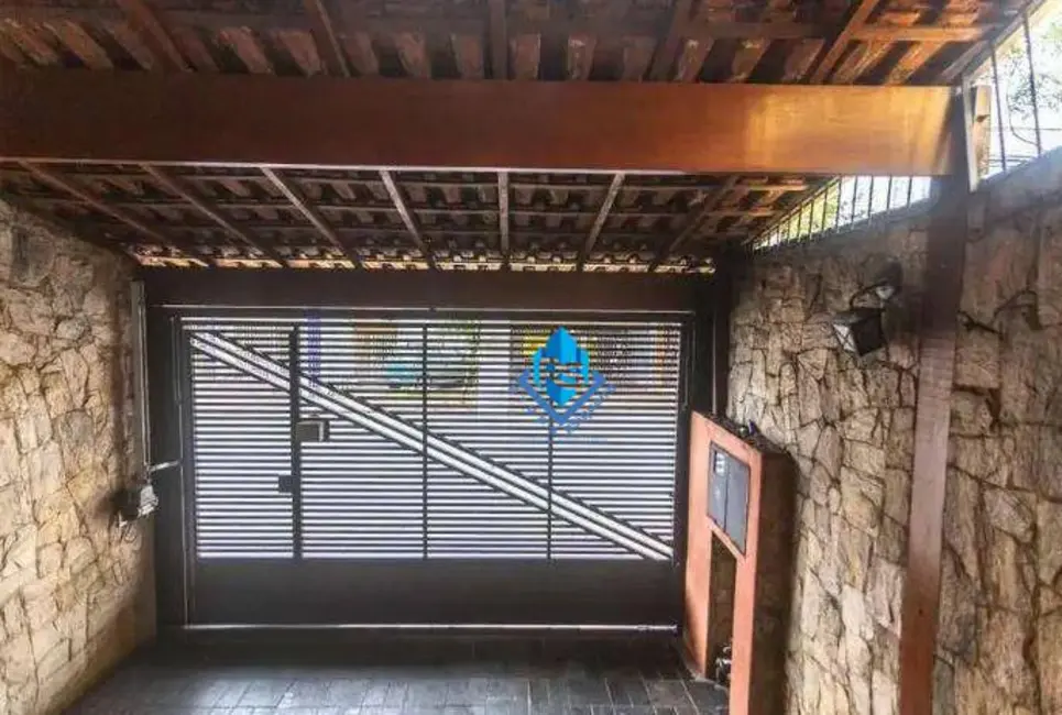 Sobrado com 2 quartos para alugar, 134m2 em Centro, Sao Bernardo Do Campo - SP - imagem 2 Foto 2 de Sobrado com 2 quartos para alugar, 134m2 em Centro, Sao Bernardo Do Campo - SP