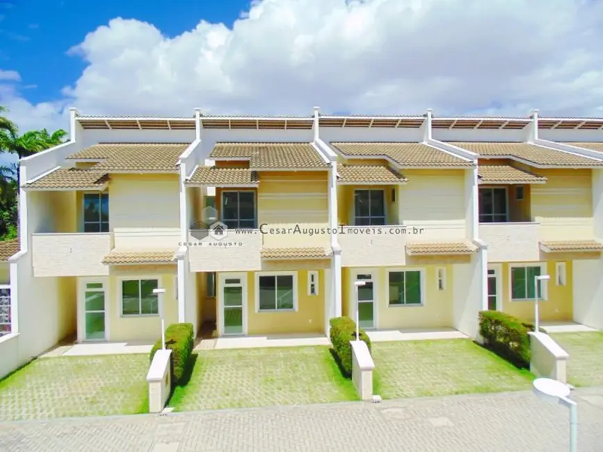 Casa de Condomínio com 3 quartos à venda, 96m2 em Lagoa Redonda, Fortaleza - CE - imagem 4 Foto 4 de Casa de Condomínio com 3 quartos à venda, 96m2 em Lagoa Redonda, Fortaleza - CE