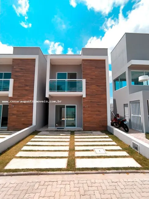 Foto 1 de Casa de Condomínio com 3 quartos à venda, 100m2 em Eusebio - CE