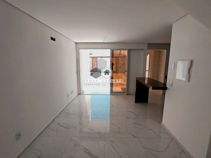 Foto 2 de Casa com 3 quartos à venda, 125m2 em Eusebio - CE