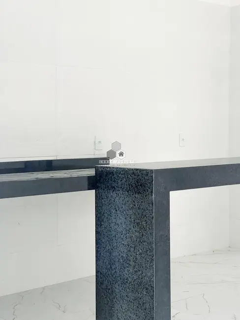 Casa com 4 quartos à venda, 142m2 em Centro, Eusebio - CE - imagem 8 Foto 8 de Casa com 4 quartos à venda, 142m2 em Centro, Eusebio - CE