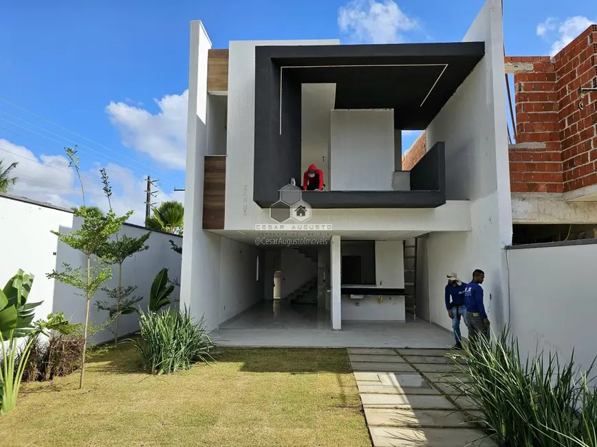 Foto 1 de Casa com 4 quartos à venda, 144m2 em Eusebio - CE