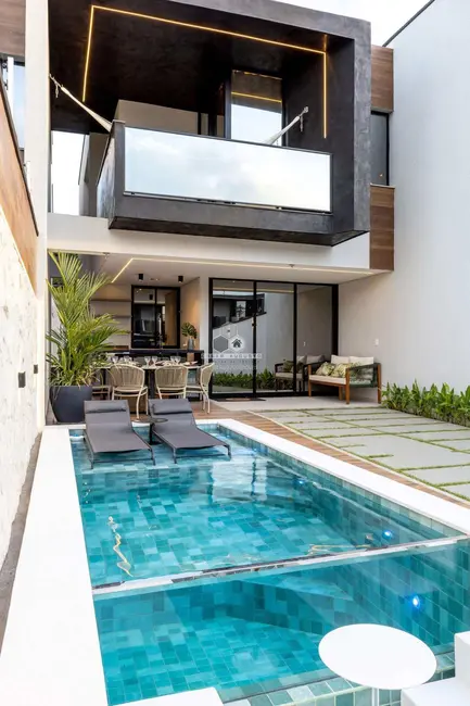 Casa com 4 quartos à venda, 144m2 em Eusebio - CE - imagem 1 Foto 1 de Casa com 4 quartos à venda, 144m2 em Eusebio - CE