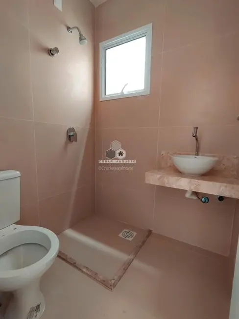 Casa com 4 quartos à venda, 142m2 em Centro, Eusebio - CE - imagem 5 Foto 5 de Casa com 4 quartos à venda, 142m2 em Centro, Eusebio - CE