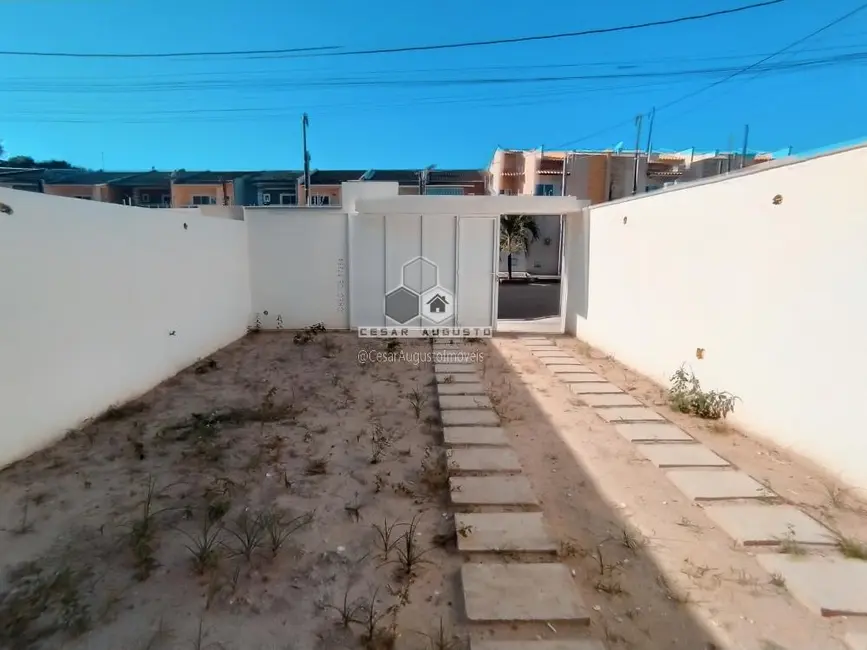 Foto 2 de Casa com 4 quartos à venda, 142m2 em Centro, Eusebio - CE