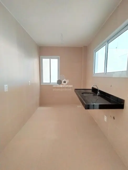 Casa com 4 quartos à venda, 142m2 em Centro, Eusebio - CE - imagem 7 Foto 7 de Casa com 4 quartos à venda, 142m2 em Centro, Eusebio - CE