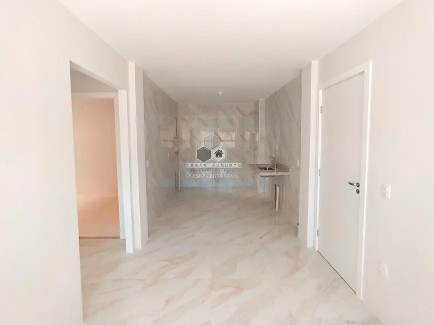 Foto 3 de Apartamento com 2 quartos à venda, 47m2 em Eusebio - CE