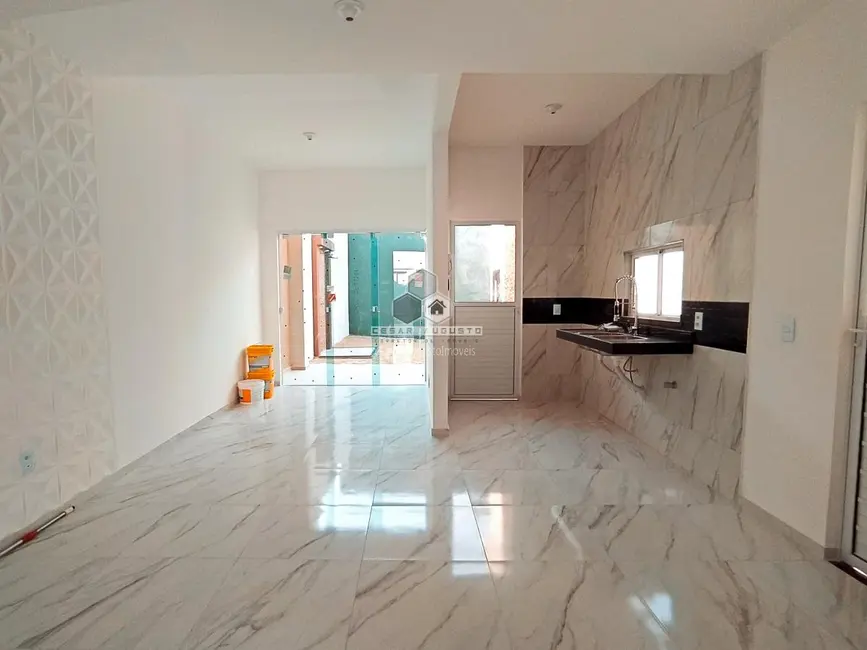 Casa com 3 quartos à venda, 110m2 em Centro, Eusebio - CE - imagem 3 Foto 3 de Casa com 3 quartos à venda, 110m2 em Centro, Eusebio - CE