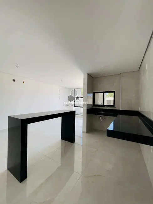 Casa com 4 quartos à venda, 133m2 em Eusebio - CE - imagem 7 Foto 7 de Casa com 4 quartos à venda, 133m2 em Eusebio - CE