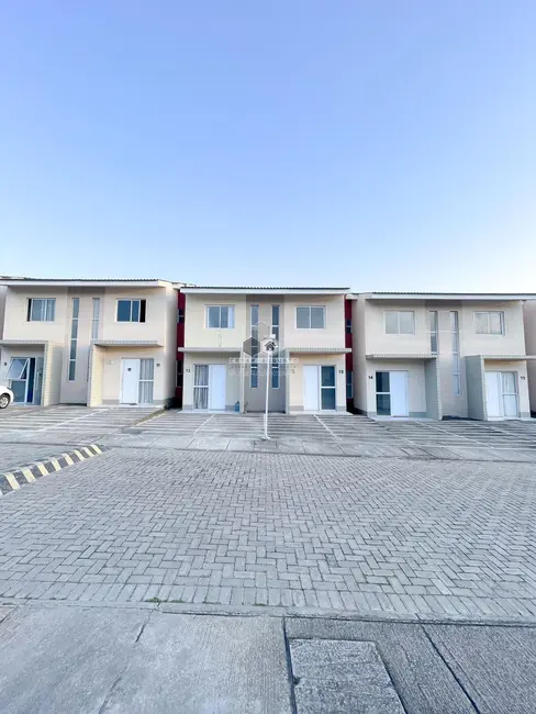 Foto 2 de Casa de Condomínio com 2 quartos à venda, 70m2 em Parque Santa Maria, Fortaleza - CE