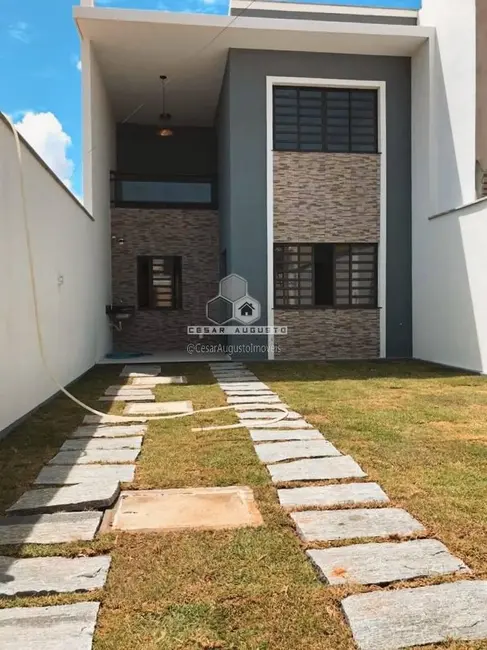 Foto 1 de Casa com 3 quartos à venda, 112m2 em Centro, Eusebio - CE