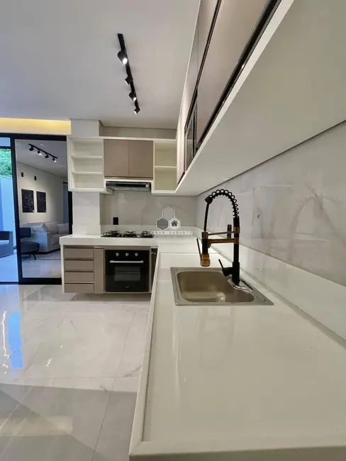 Casa com 4 quartos à venda, 134m2 em Guaribas, Eusebio - CE - imagem 6 Foto 6 de Casa com 4 quartos à venda, 134m2 em Guaribas, Eusebio - CE