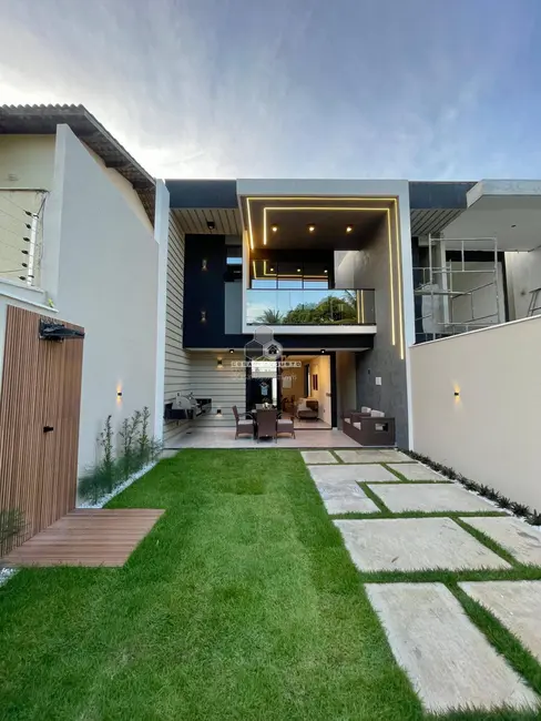 Casa com 4 quartos à venda, 134m2 em Guaribas, Eusebio - CE - imagem 1 Foto 1 de Casa com 4 quartos à venda, 134m2 em Guaribas, Eusebio - CE