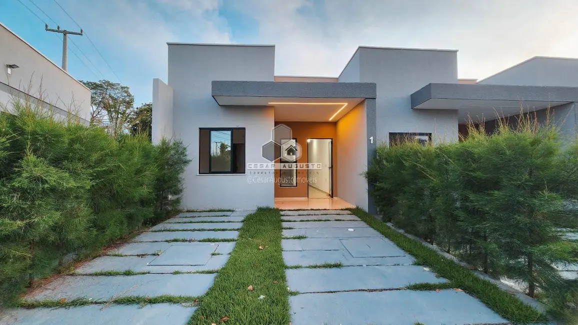 Foto 1 de Casa à venda, 115m2 em Itaitinga - CE