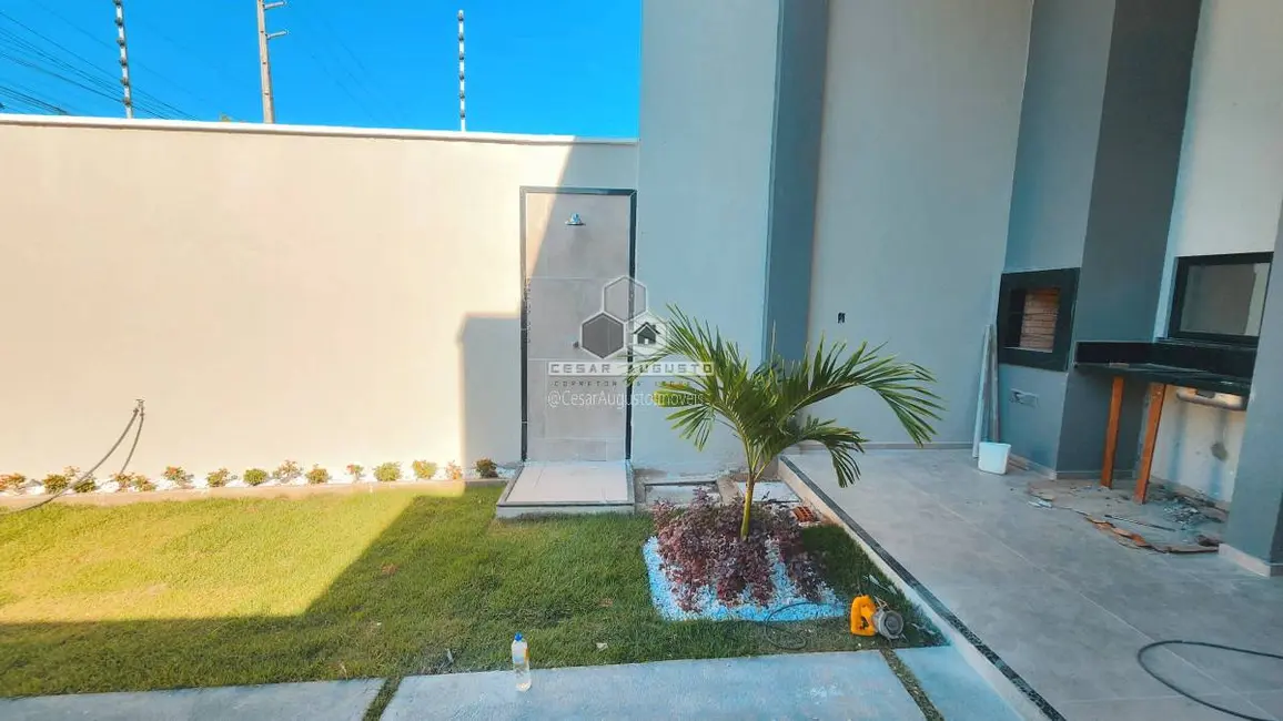 Casa com 3 quartos à venda, 110m2 em Lagoa Redonda, Fortaleza - CE - imagem 4 Foto 4 de Casa com 3 quartos à venda, 110m2 em Lagoa Redonda, Fortaleza - CE