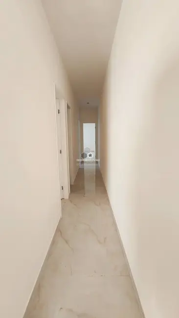 Casa com 3 quartos à venda, 110m2 em Lagoa Redonda, Fortaleza - CE - imagem 8 Foto 8 de Casa com 3 quartos à venda, 110m2 em Lagoa Redonda, Fortaleza - CE