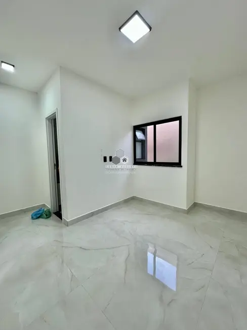 Casa com 4 quartos à venda, 140m2 em Guaribas, Eusebio - CE - imagem 9 Foto 9 de Casa com 4 quartos à venda, 140m2 em Guaribas, Eusebio - CE