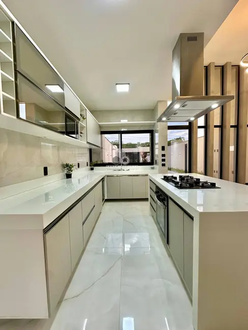 Casa com 4 quartos à venda, 140m2 em Guaribas, Eusebio - CE - imagem 7 Foto 7 de Casa com 4 quartos à venda, 140m2 em Guaribas, Eusebio - CE