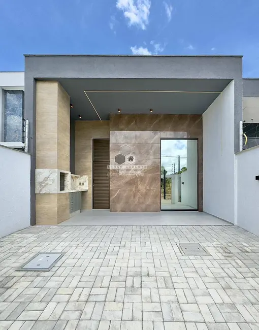 Foto 1 de Casa com 3 quartos à venda, 84m2 em Eusebio - CE