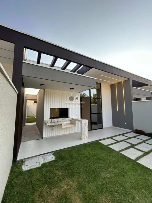 Foto 2 de Casa com 3 quartos à venda, 101m2 em Eusebio - CE