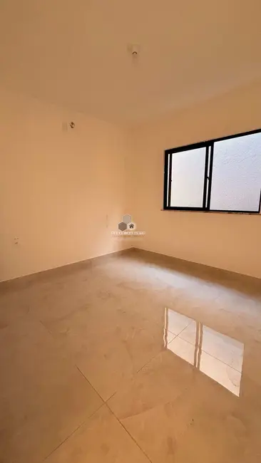 Foto 8 de Casa com 3 quartos à venda, 107m2 em Guaribas, Eusebio - CE