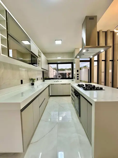 Casa com 3 quartos à venda, 118m2 em Guaribas, Eusebio - CE - imagem 4 Foto 4 de Casa com 3 quartos à venda, 118m2 em Guaribas, Eusebio - CE