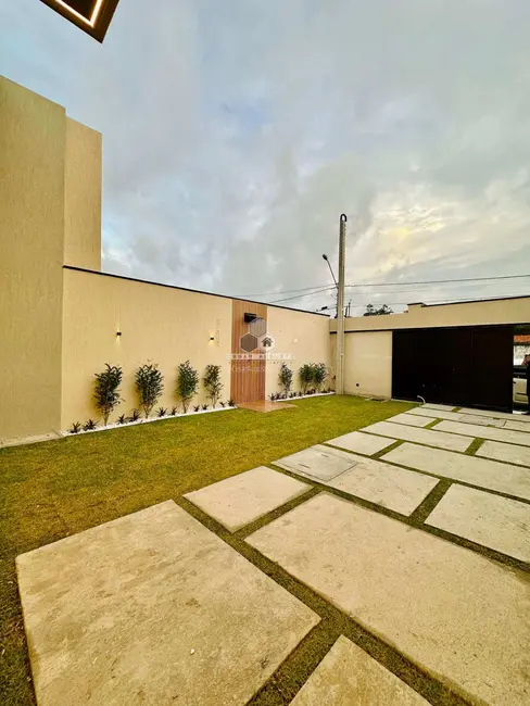 Foto 2 de Casa com 3 quartos à venda, 118m2 em Guaribas, Eusebio - CE