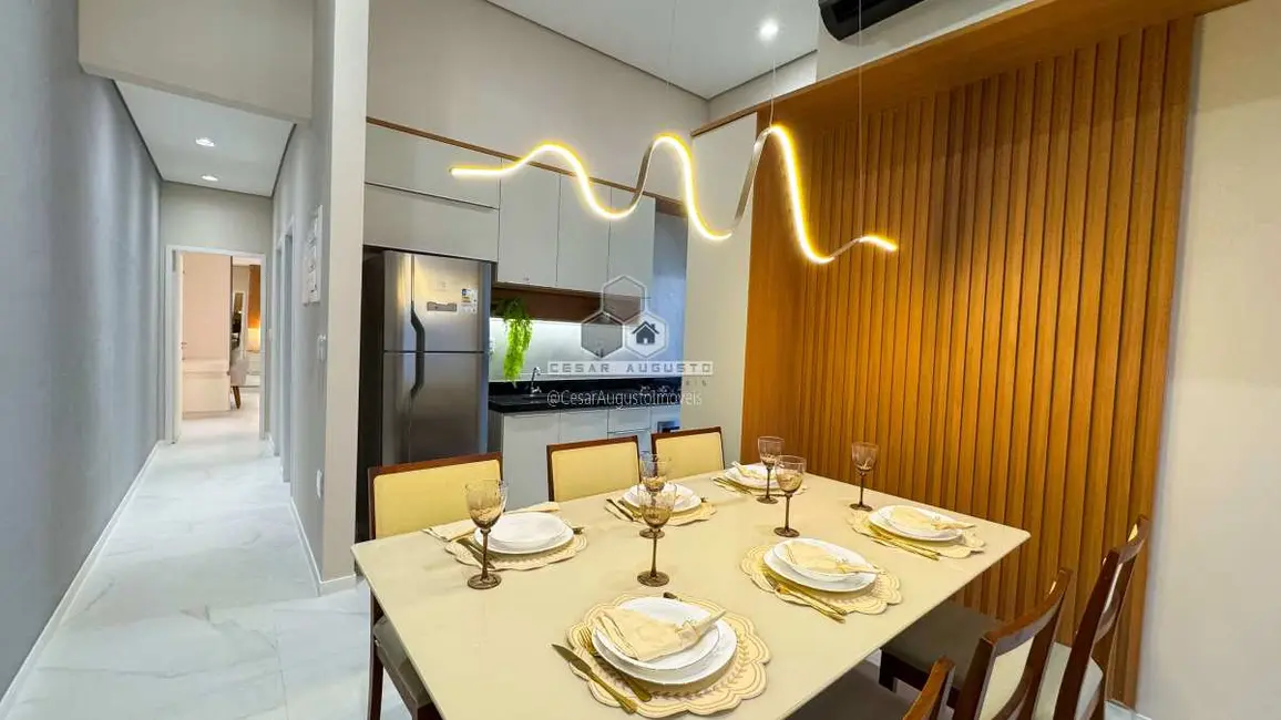 Casa de Condomínio com 3 quartos à venda, 85m2 em Centro, Aquiraz - CE - imagem 4 Foto 4 de Casa de Condomínio com 3 quartos à venda, 85m2 em Centro, Aquiraz - CE