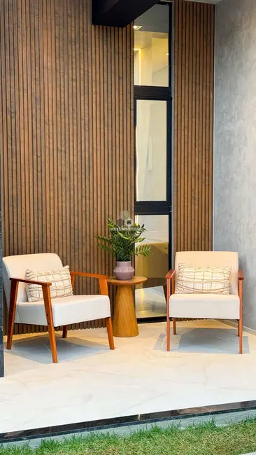 Casa de Condomínio com 3 quartos à venda, 85m2 em Centro, Aquiraz - CE - imagem 3 Foto 3 de Casa de Condomínio com 3 quartos à venda, 85m2 em Centro, Aquiraz - CE