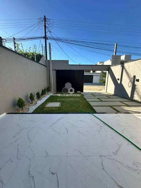 Foto 3 de Casa com 3 quartos à venda, 103m2 em Guaribas, Eusebio - CE