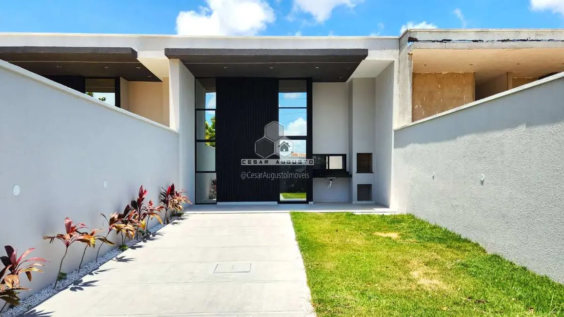 Casa com 3 quartos à venda, 107m2 em Lagoa Redonda, Fortaleza - CE - imagem 1 Foto 1 de Casa com 3 quartos à venda, 107m2 em Lagoa Redonda, Fortaleza - CE