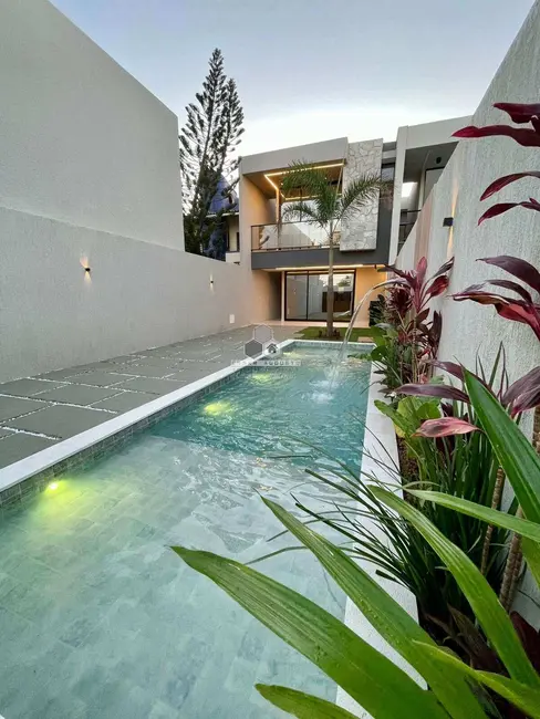 Foto 2 de Casa com 4 quartos à venda, 147m2 em Edson Queiroz, Fortaleza - CE