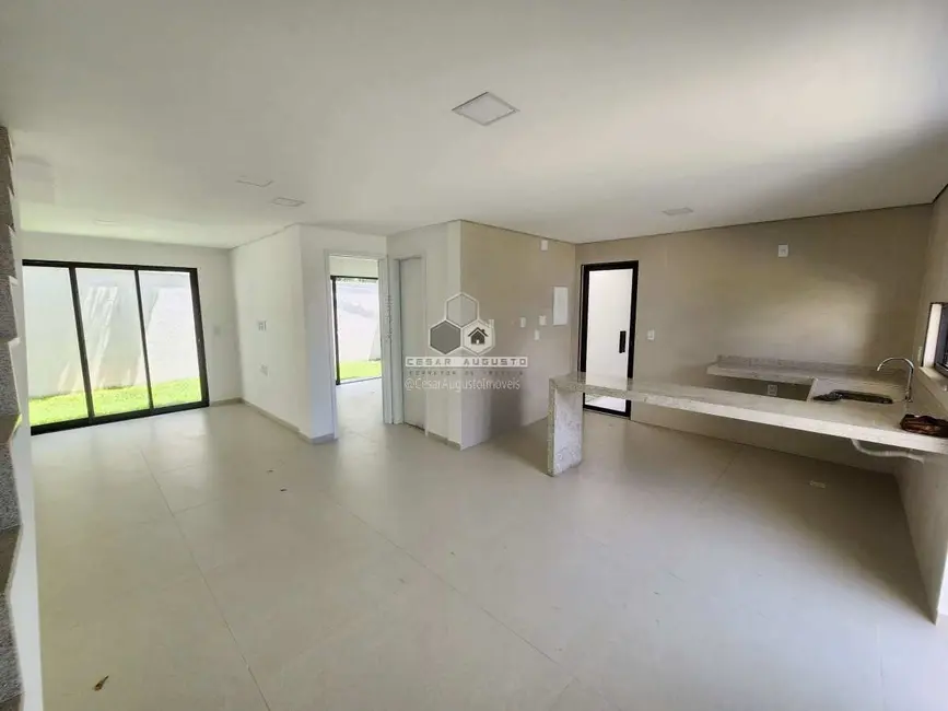 Foto 4 de Casa de Condomínio com 4 quartos à venda, 137m2 em Eusebio - CE