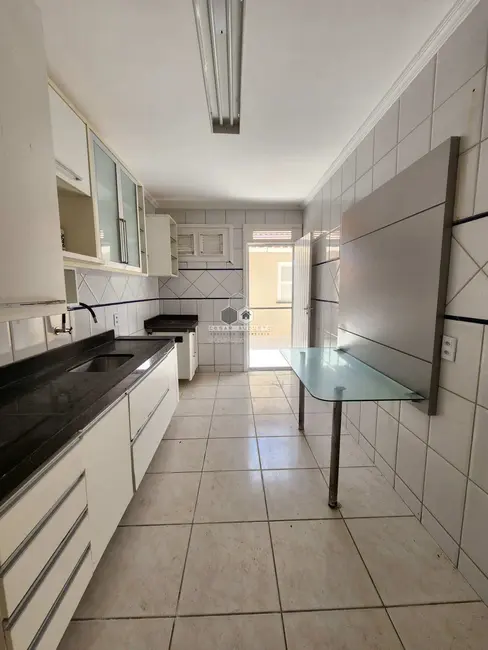 Foto 6 de Casa com 4 quartos à venda, 212m2 em Lagoa Redonda, Fortaleza - CE