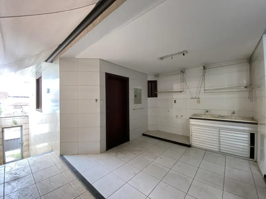 Foto 6 de Casa com 4 quartos para alugar, 550m2 em Giovanini, Coronel Fabriciano - MG