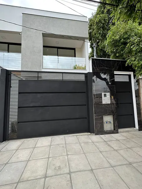 Foto 1 de Casa com 3 quartos à venda, 160m2 em Ipatinga, MG